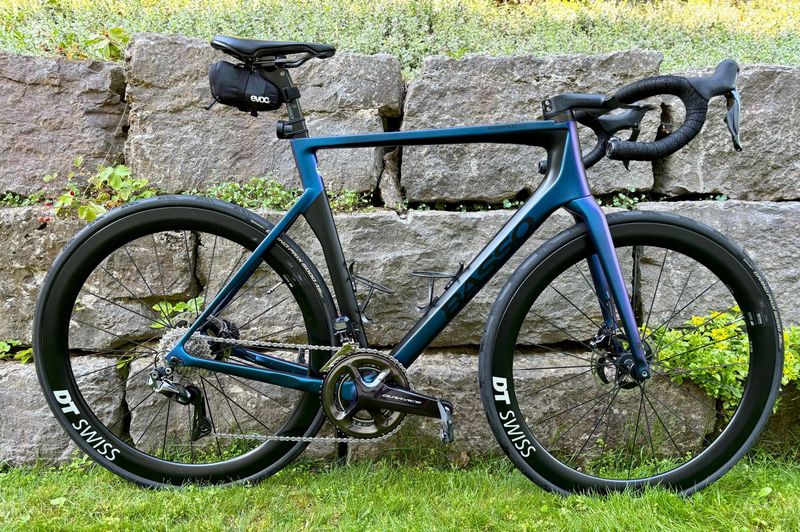 Used Basso Diamante Shimano Dura Ace Di2 2022 Road & Gravel, Blue — image 1 of 11