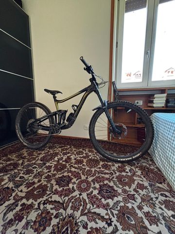 Gebrauchtes Giant Reign 29 2 2021 2021 Mountainbike, Schwarz, 29 — Bild 2 von 7