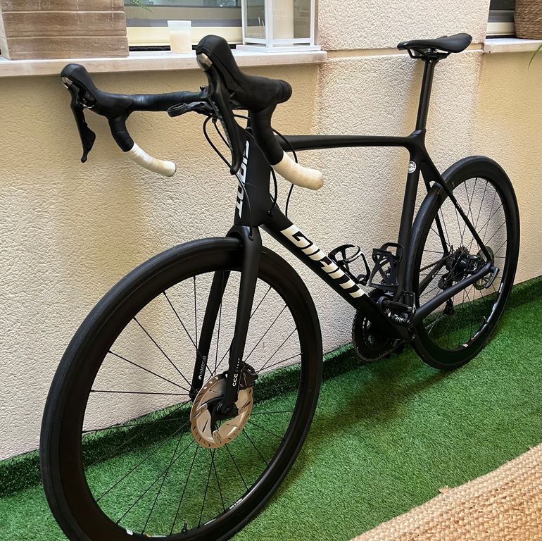 Použité Giant TCR Advanced Pro Team Disc 2021 2021 Road & Gravel — obrázek 3 z 5