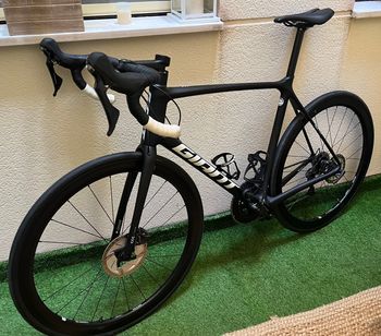 Použité Giant TCR Advanced Pro Team Disc 2021 2021 Road & Gravel — obrázek 4 z 5