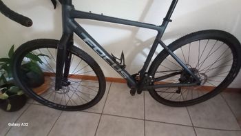 Used Focus Atlas Shimano GRX 2022 Road & Gravel, Light Gray — image 7 of 9