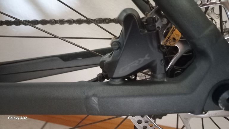 Used Focus Atlas Shimano GRX 2022 Road & Gravel, Light Gray — image 8 of 9
