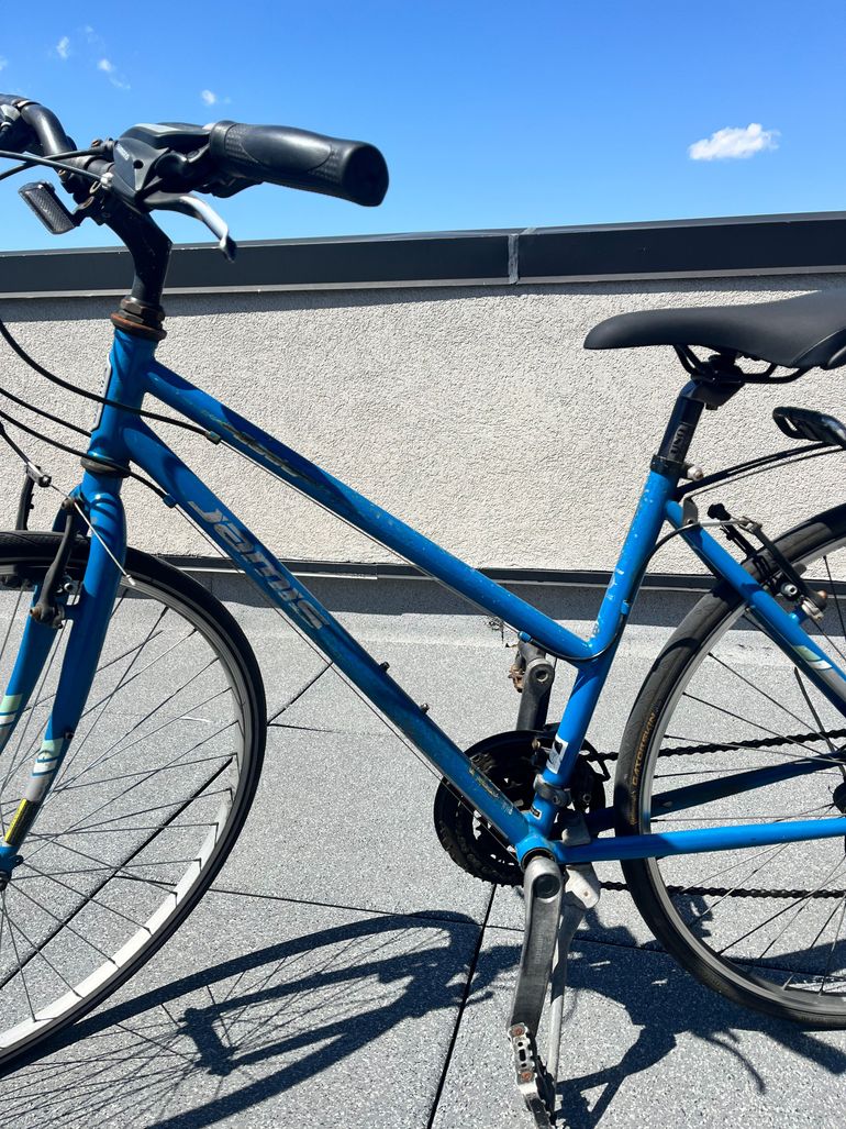 Used Jamis CODA Step-Thru 2018 2017 Urban, Blue — image 3 of 7