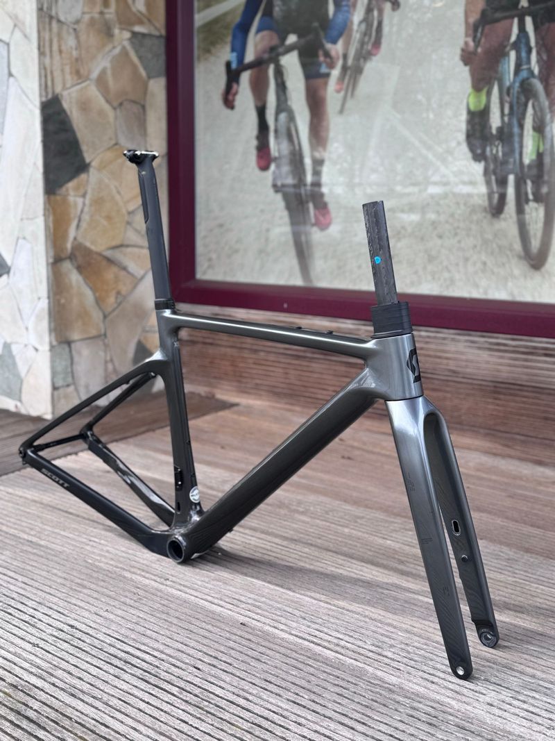 Käytetty Scott Addict Gravel Team HMF Frame set 2026 Frameset 2026 Road & Gravel
