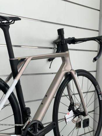 Used Lapierre Xelius DRS 6.0 2027 2027 Road & Gravel, White — image 5 of 5