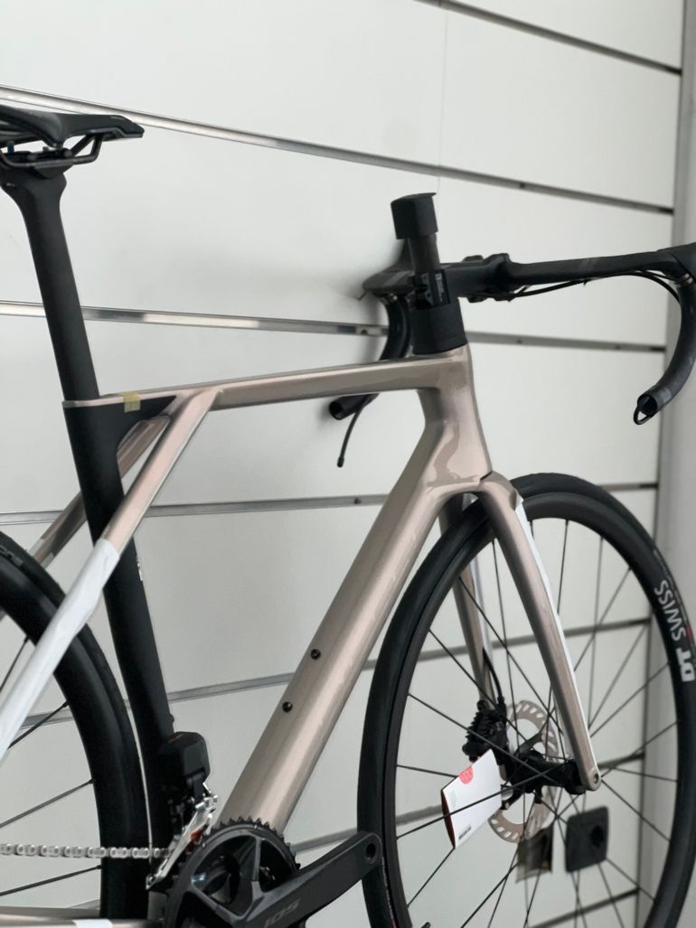 Used Lapierre Xelius DRS 6.0 2027 2027 Road & Gravel, White — image 5 of 5