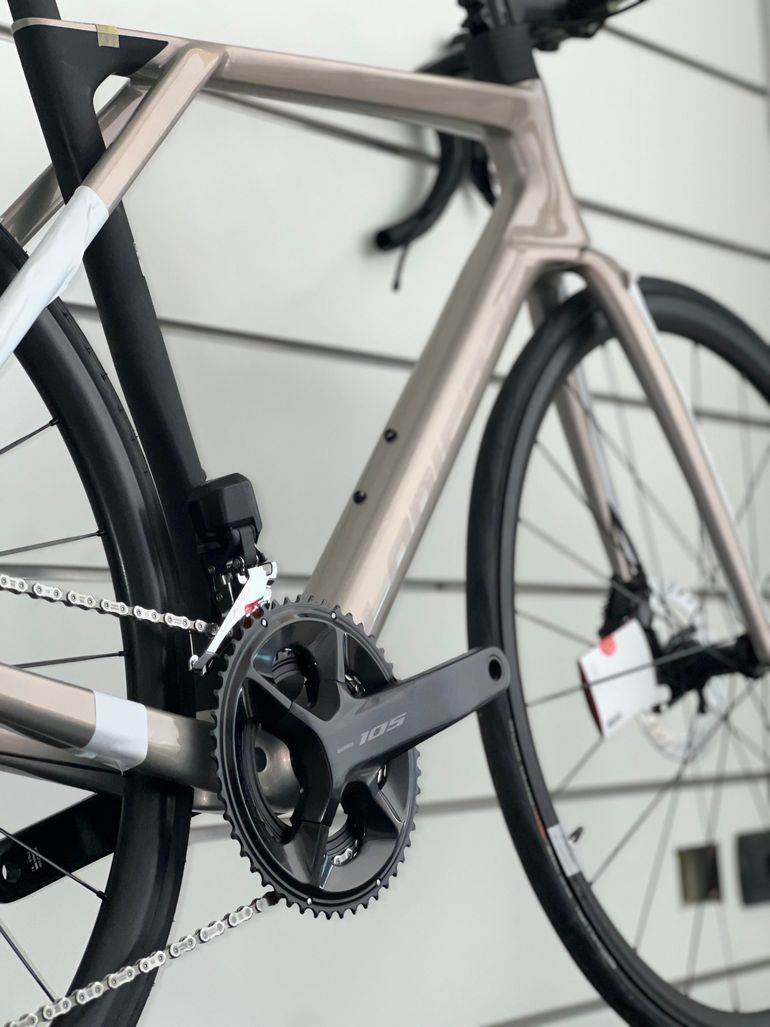 Used Lapierre Xelius DRS 6.0 2027 2027 Road & Gravel, White — image 4 of 5