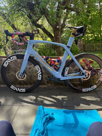 Použité Trek Madone SLR 6 Disc 2020 2020 Road & Gravel — obrázek 3 z 5