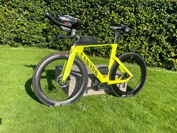 Použité Canyon Speedmax CF 8 Disc 2021 2021 Road & Gravel