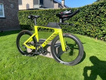 Použité Canyon Speedmax CF 8 Disc 2021 2021 Road & Gravel — obrázek 2 z 3