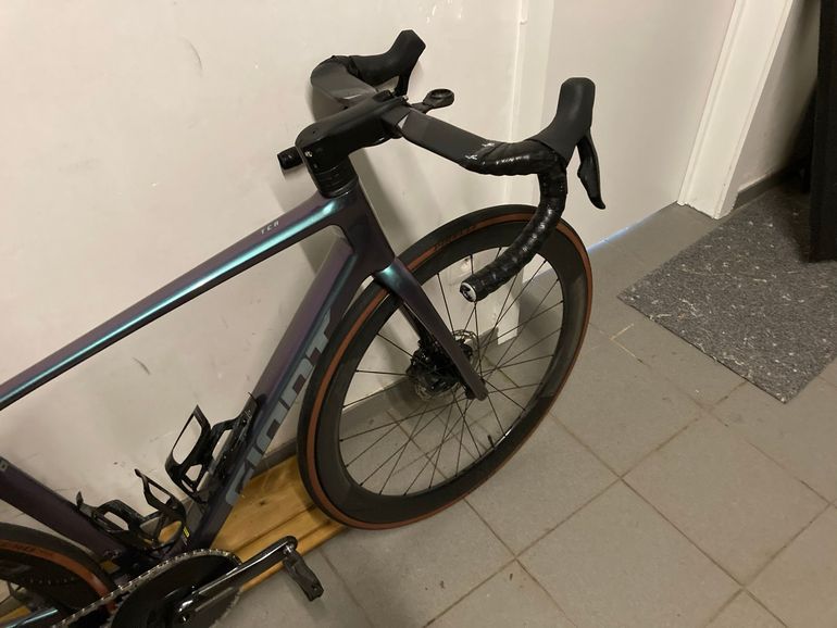Used Giant TCR Advanced Pro 0 AXS 2025 2025 Road & Gravel, Blue — image 5 of 7