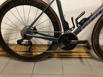 Used Giant TCR Advanced Pro 0 AXS 2025 2025 Road & Gravel, Blue — image 4 of 7
