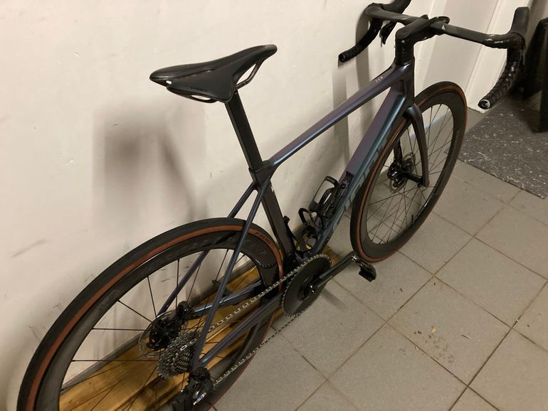 Used Giant TCR Advanced Pro 0 AXS 2025 2025 Road & Gravel, Blue — image 6 of 7