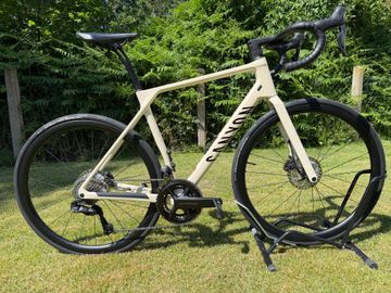 Brugt Canyon Endurace CF 8 Di2 2024 2024 Road & Gravel