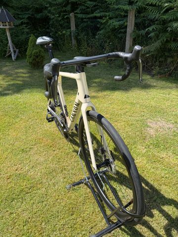 Brugt Canyon Endurace CF 8 Di2 2024 2024 Road & Gravel — billede 4 af 10