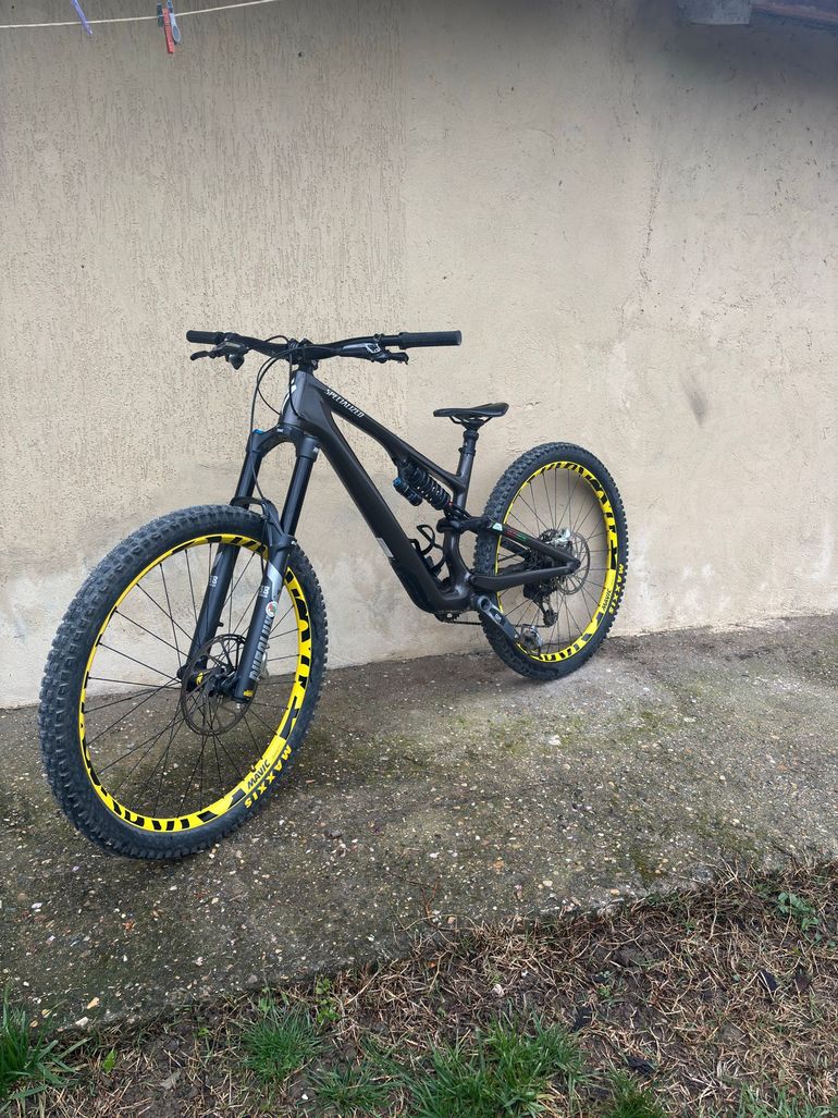 Used Specialized S-Works Stumpjumper 15 2026 2026 Mountainbike, Black, 29, 27.5 — image 8 of 9