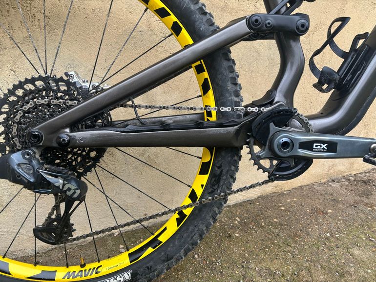 Used Specialized S-Works Stumpjumper 15 2026 2026 Mountainbike, Black, 29, 27.5 — image 3 of 9