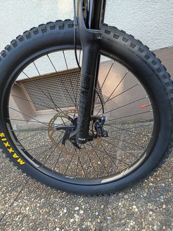 Used Merida eONE-SIXTY 800 2018 2018 Mountainbike, Light Gray, 27.5 — image 7 of 7