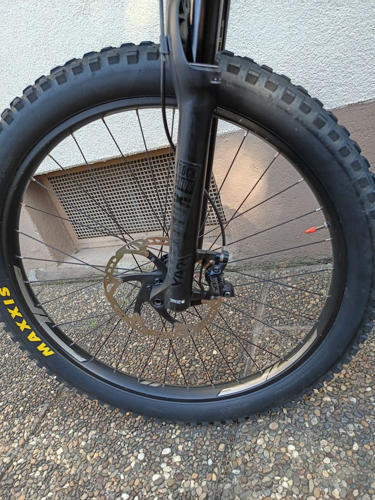 Used Merida eONE-SIXTY 800 2018 2018 Mountainbike, Light Gray, 27.5 — image 7 of 7