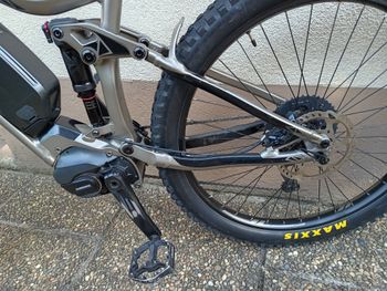 Used Merida eONE-SIXTY 800 2018 2018 Mountainbike, Light Gray, 27.5 — image 6 of 7