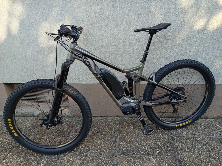 Used Merida eONE-SIXTY 800 2018 2018 Mountainbike, Light Gray, 27.5 — image 2 of 7