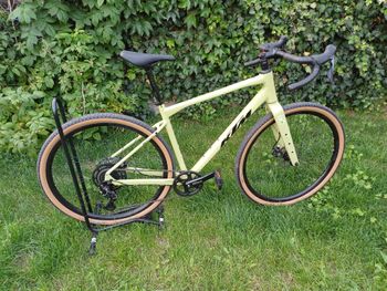 Gebrauchtes KTM GRAVELATOR 30 2026 2026 Road & Gravel, Grün — Bild 2 von 3