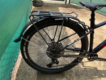 Used Trek X-Caliber 9 2023 2023 Mountainbike, Black, 27.5, 29 — image 2 of 4