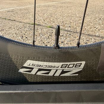 Used Felt Ia Shimano Ultegra 2023 Road & Gravel, Light Gray — image 9 of 38