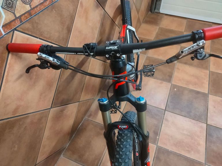 Lapierre ProRace 529 2018 2018 Mountainbike de segunda mano, Rojo — imagen 4 de 7
