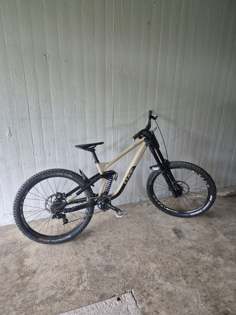 Gebrauchtes CUBE TWO15 PRO 2022 2022 Mountainbike, Schwarz, 27.5 — Bild 1 von 9