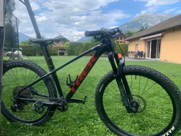 Použité Trek X-Caliber 9 2023 2023 Mountainbike — obrázek 2 z 5