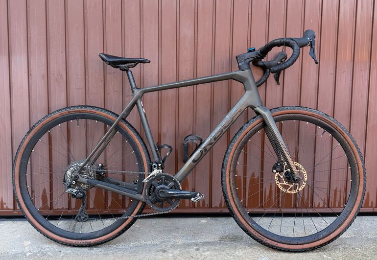 Orbea TERRA M30 2022 2022 Road & Gravel usato, Nero — immagine 1 di 3