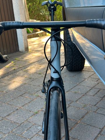 Gebrauchtes Canyon Aeroad CF SL 8 Disc 2022 2022 Road & Gravel, Schwarz — Bild 3 von 14