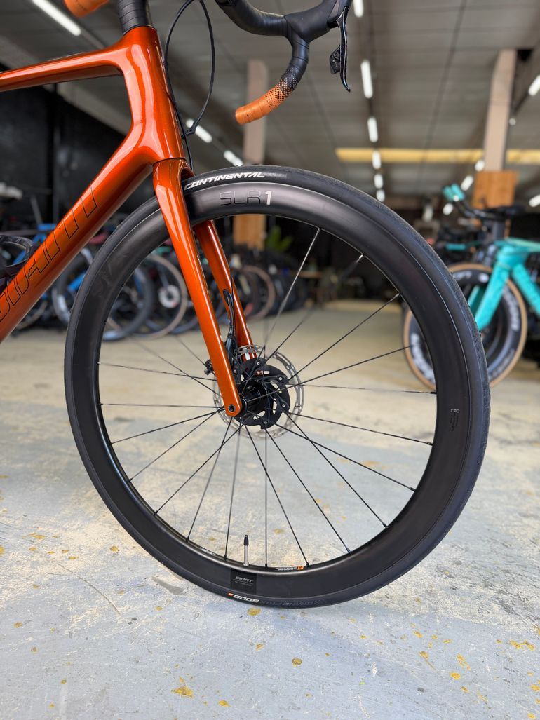 Used Giant TCR Advanced Pro Disc 0 AX 2022 2022 Road & Gravel, Orange — image 3 of 24