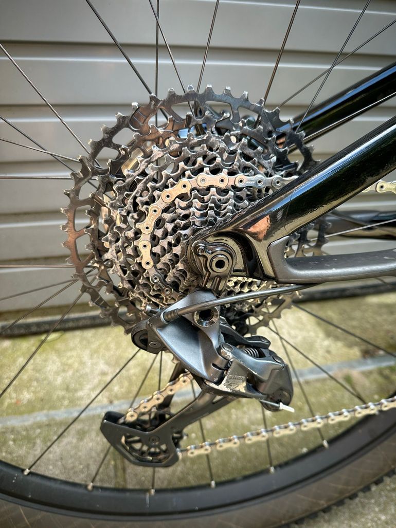 Używany Cannondale Scalpel Carbon 4 2021 2021 Mountainbike — zdjęcie 4 z 15