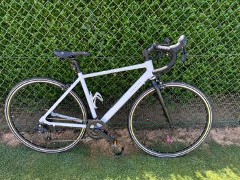 Van rysel Rennrad EDR Easy Aluminium BTWIN 8-fach-weiss 2025 2025 Corsa & gravel usato