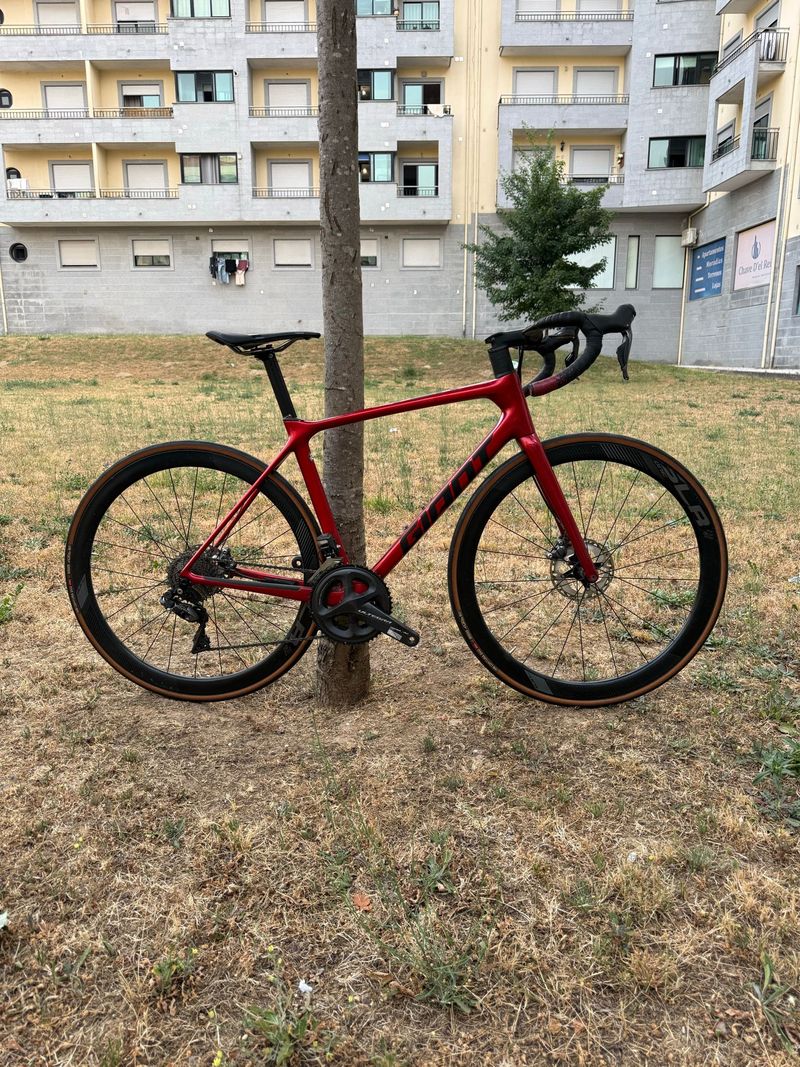 Used Giant TCR Advanced Pro 1 Disc 2020 2020 Road & Gravel