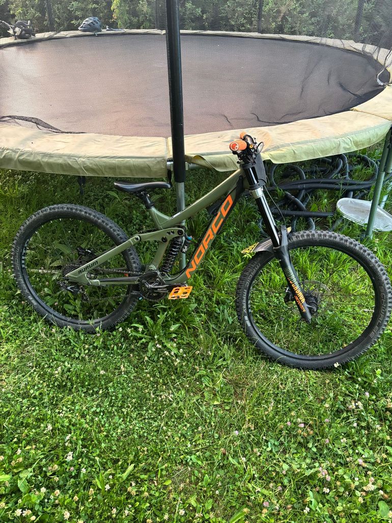 Used Norco Aurum A1 2019 2019 Mountainbike, Green, 27.5 — image 1 of 7