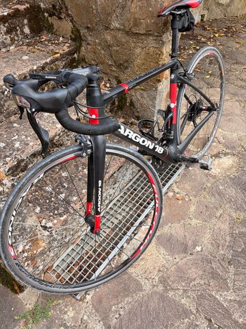 Used Argon 18 Equation Shimano 105 2017 Road & Gravel, Black — image 6 of 8