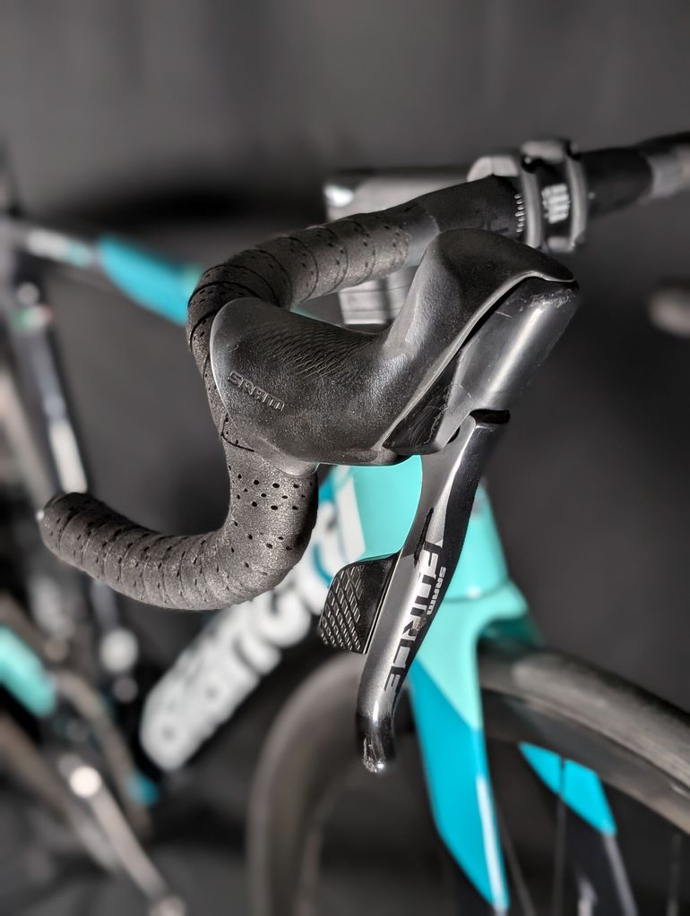 Used Bianchi Oltre XR4 Force ETap AXS 2024 2024 Road & Gravel, Blue — image 19 of 19