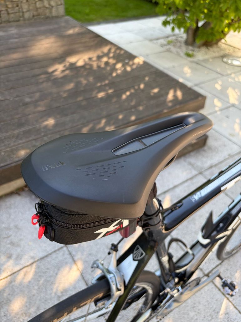 Used Trek Madone 5.2 2011 2011 Road & Gravel, Black — image 15 of 20