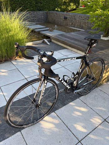 Used Trek Madone 5.2 2011 2011 Road & Gravel, Black — image 4 of 20