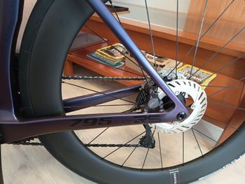 Used LOOK 795 BLSDE RS MODELO EQUIPO PROFESIONAL COFIDIS ZIPP Custom Shimano Ultegra Di2 2025 Road & Gravel, Purple — image 13 of 24