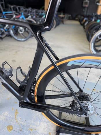 Used Trek Madone SL 6 Gen 8 2025 2025 Road & Gravel, Black — image 20 of 22