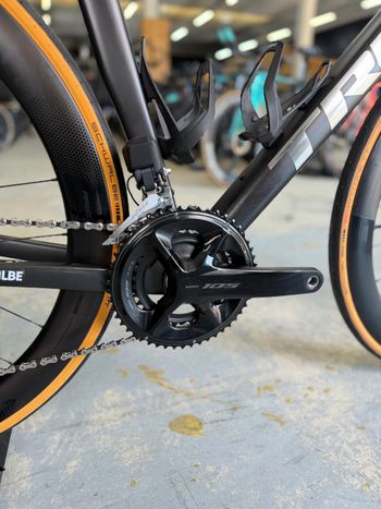 Used Trek Madone SL 6 Gen 8 2025 2025 Road & Gravel, Black — image 9 of 22