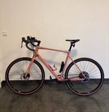 Tweedehands CUBE NUROAD, ONE 2025 2025 Road & Gravel — afbeelding 1 van 5