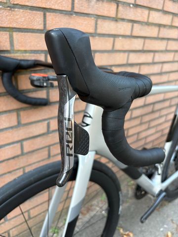 Used Cannondale SuperSix EVO SRAM Red eTap AXS 2021 Road & Gravel, Black — image 15 of 17