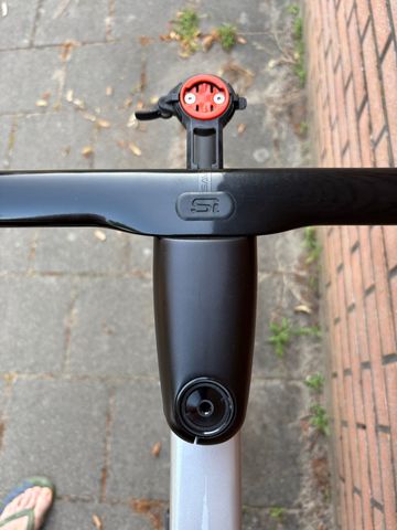 Used Cannondale SuperSix EVO SRAM Red eTap AXS 2021 Road & Gravel, Black — image 16 of 17