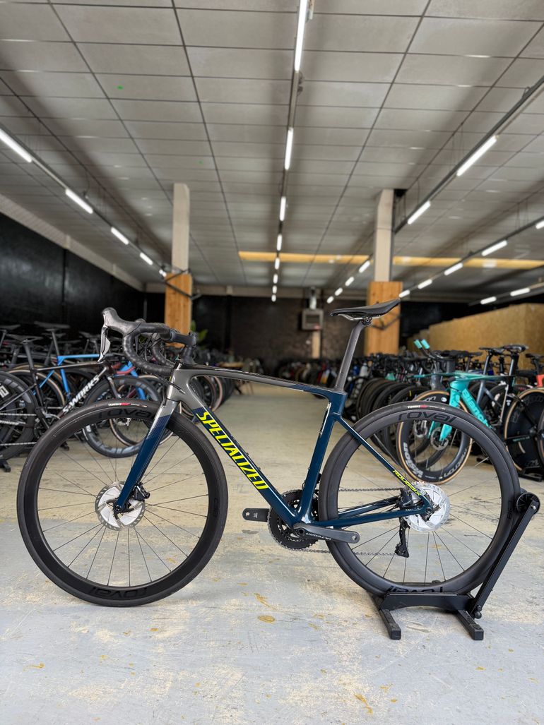 Used Specialized Roubaix Expert 2020 2020 Road & Gravel, Blue — image 18 of 23