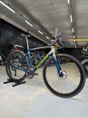 Used Specialized Roubaix Expert 2020 2020 Road & Gravel, Blue — image 2 of 23